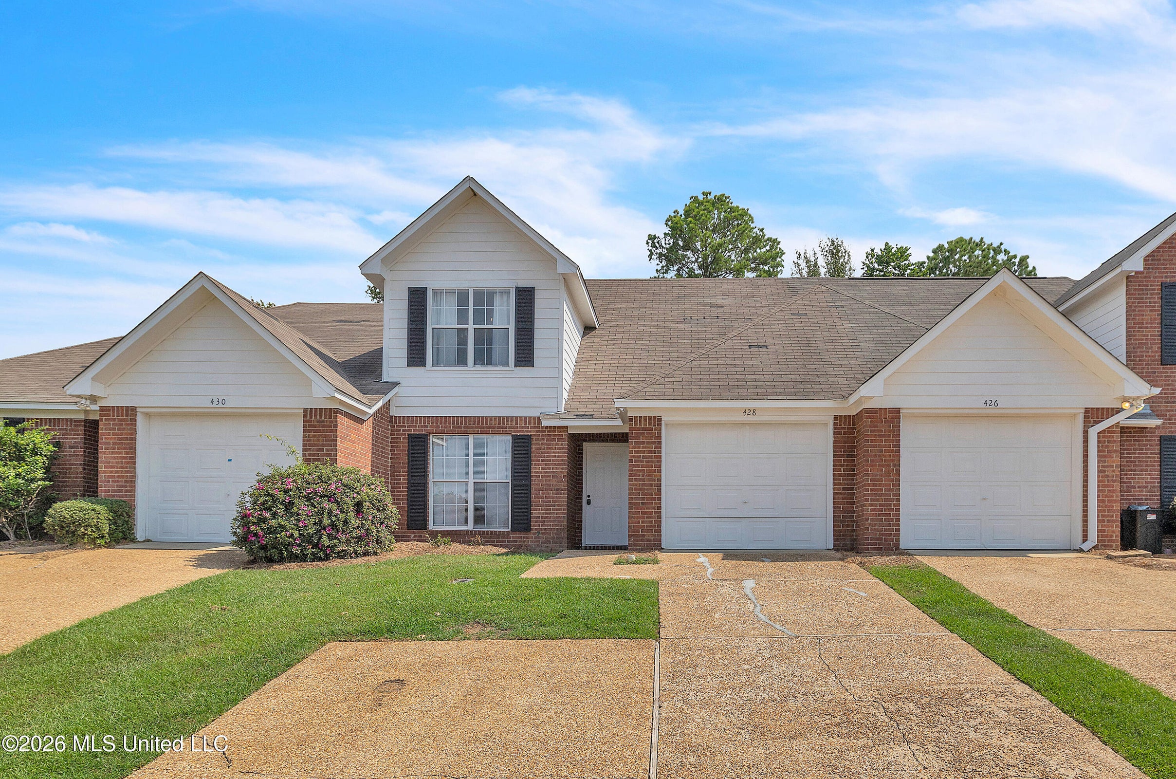 428 Woodlake Ln, Brandon