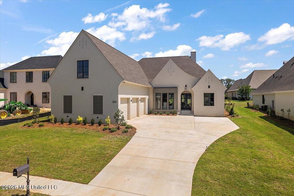 224 Welchshire Dr, Madison